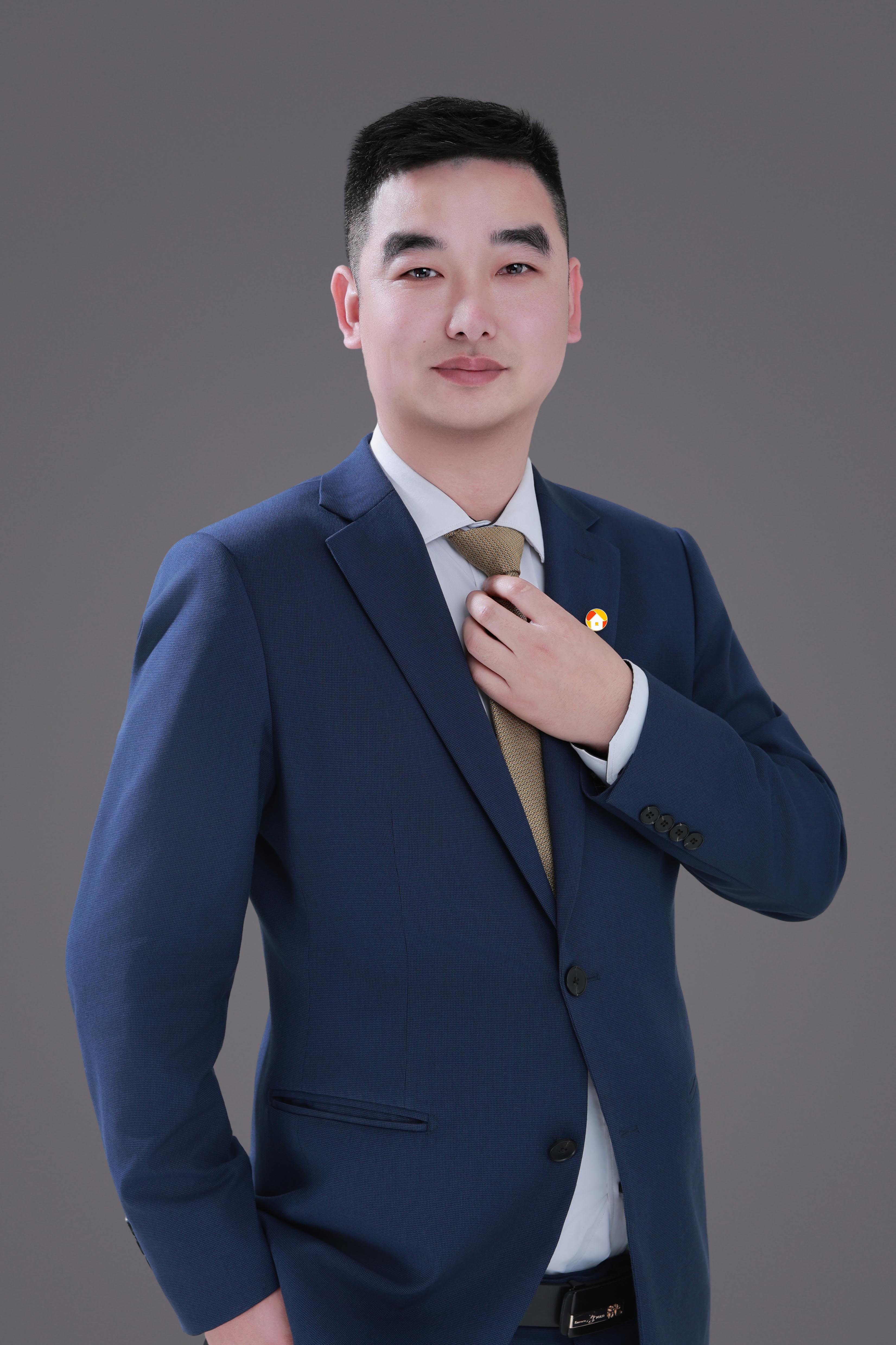 经纪人李勇
