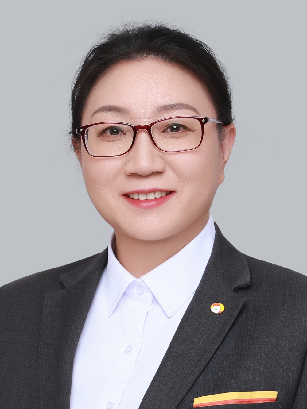 经纪人练霞