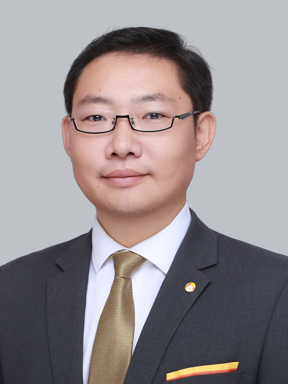 经纪人陈至明