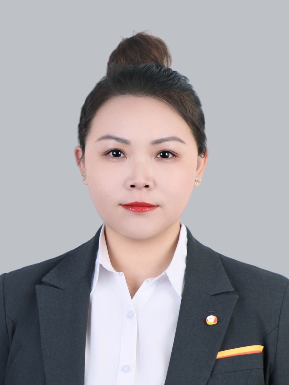 我爱我家经纪人申利平