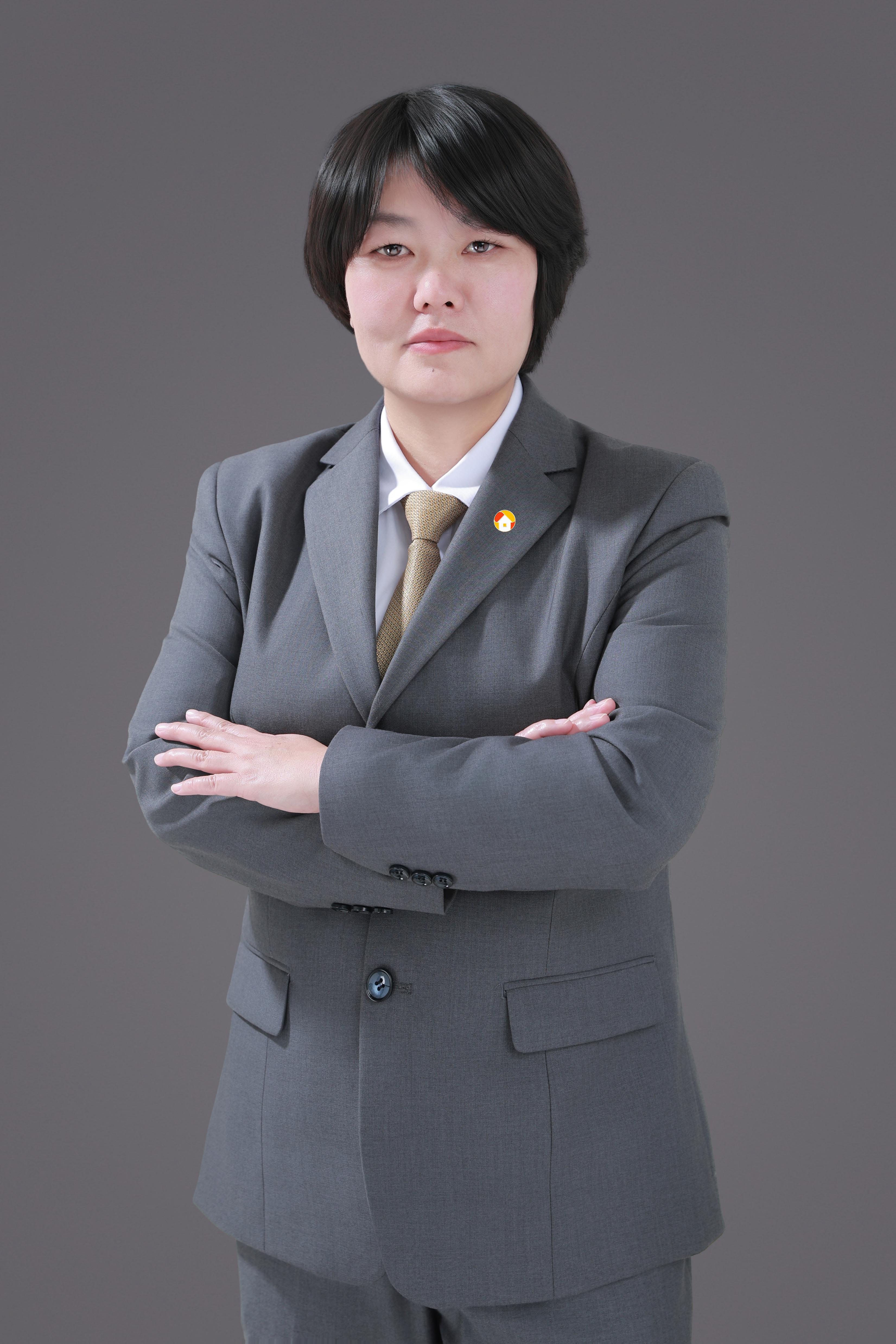 王莉