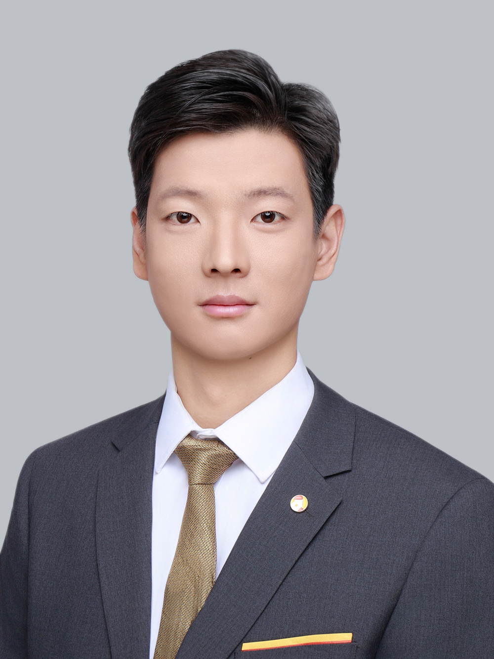 经纪人裴恩来