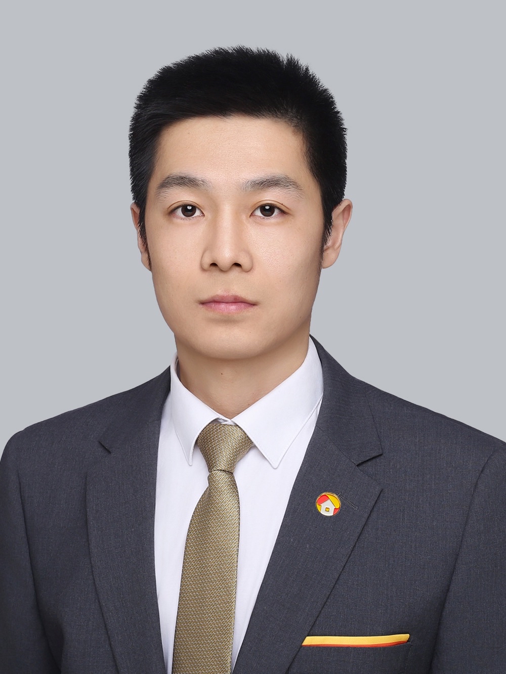 经纪人丁波