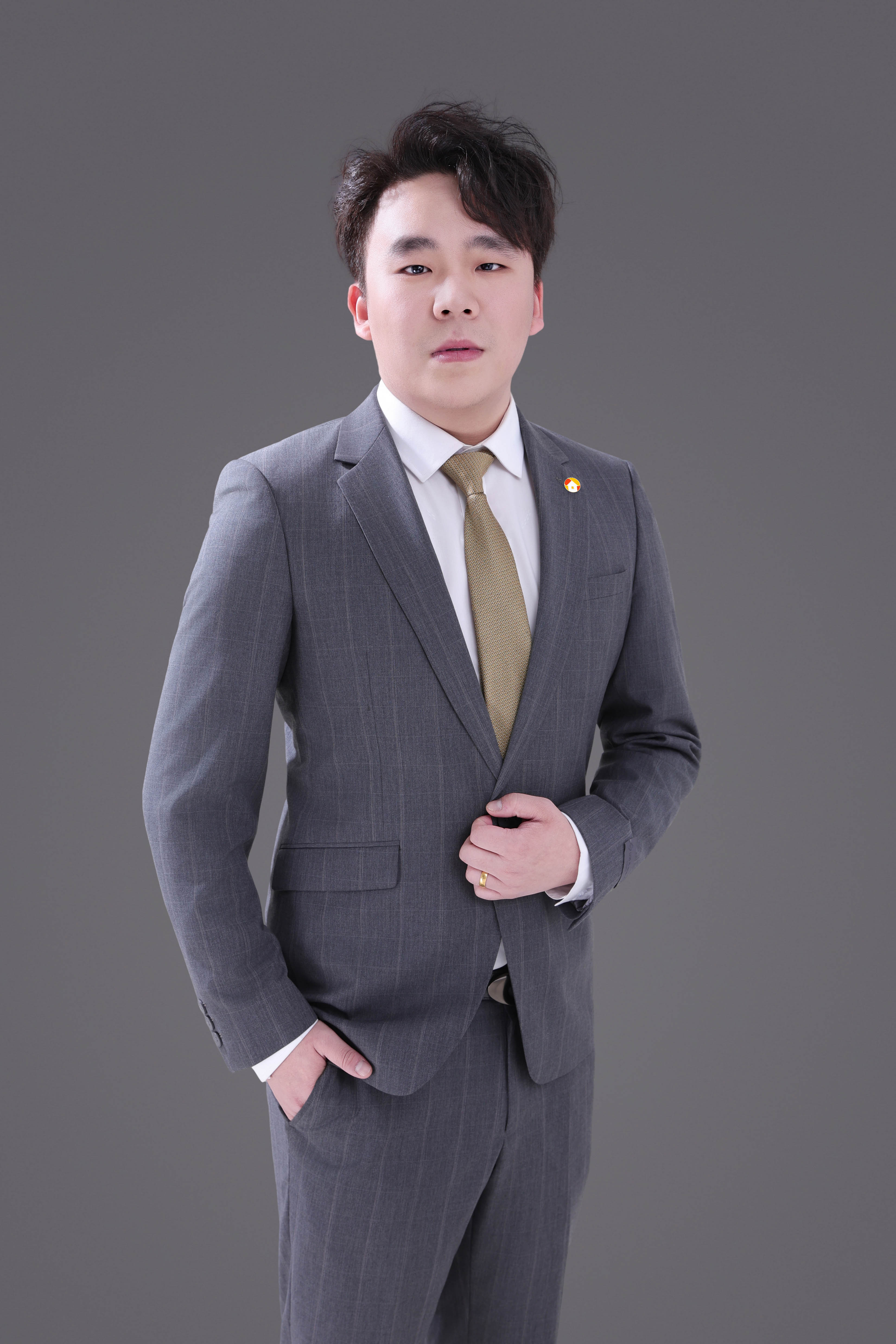 经纪人李皓