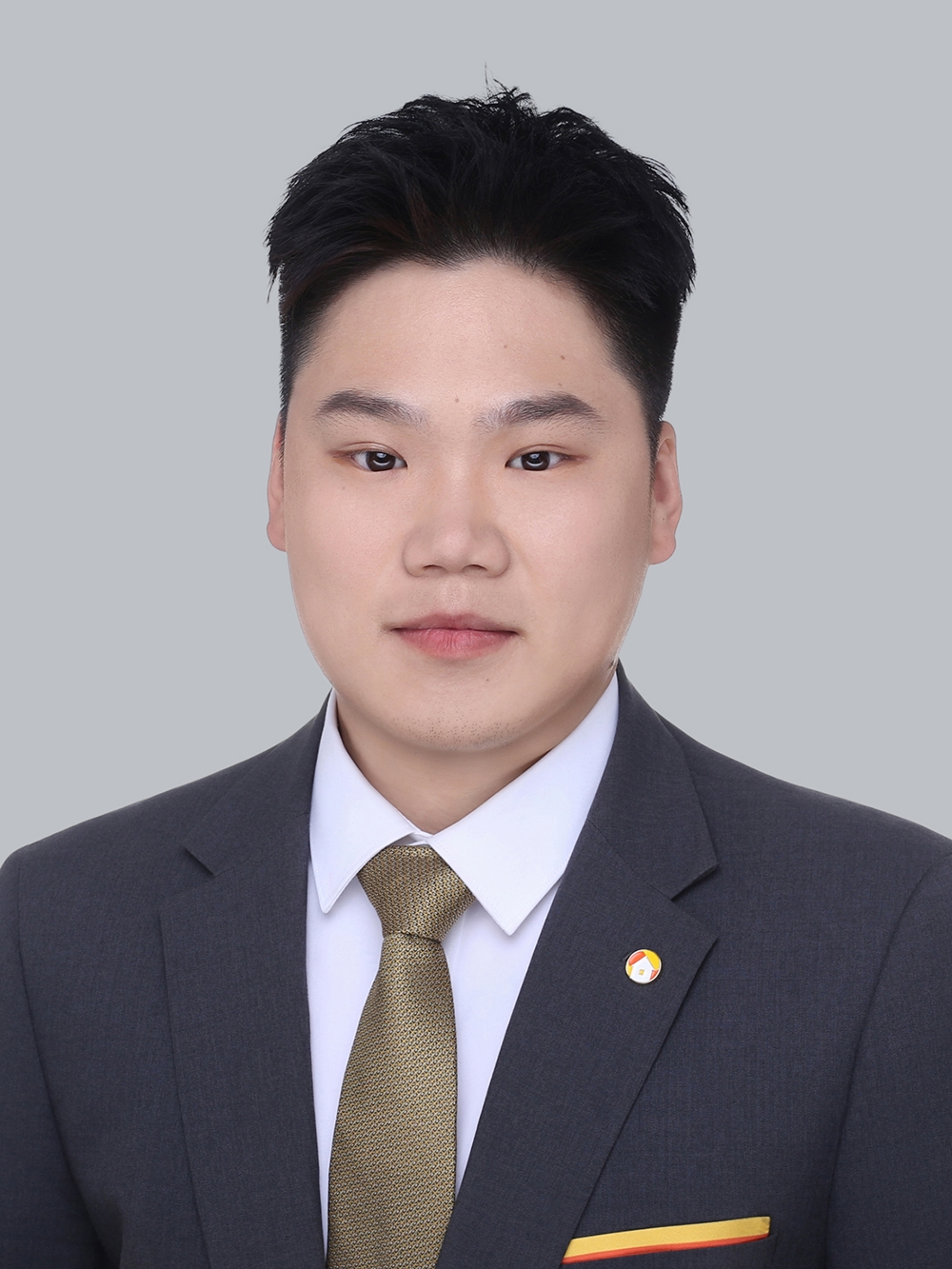 我爱我家经纪人潘翔东