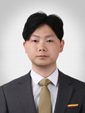 经纪人许文占