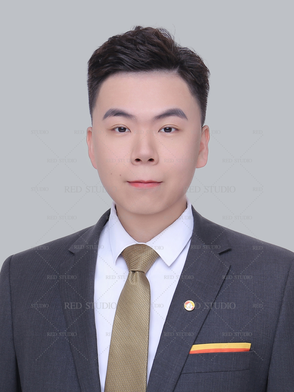 经纪人汤鹏程