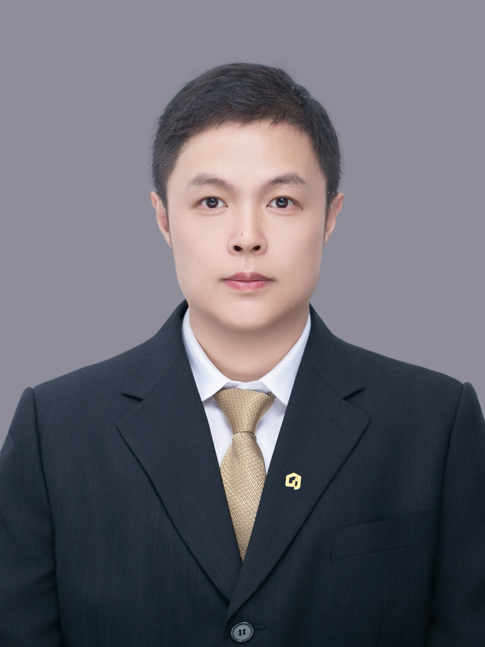 经纪人李骏