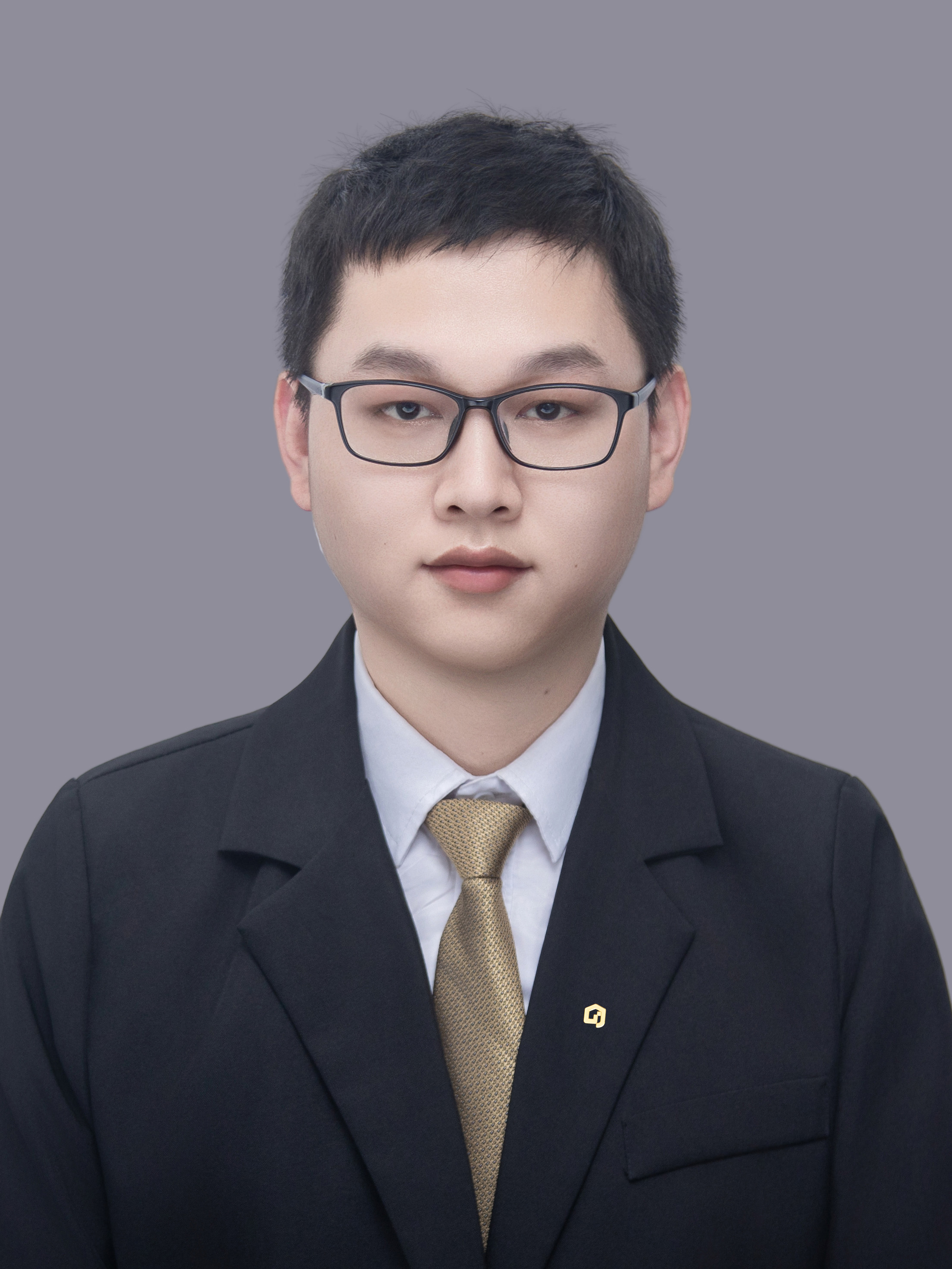 经纪人周诚