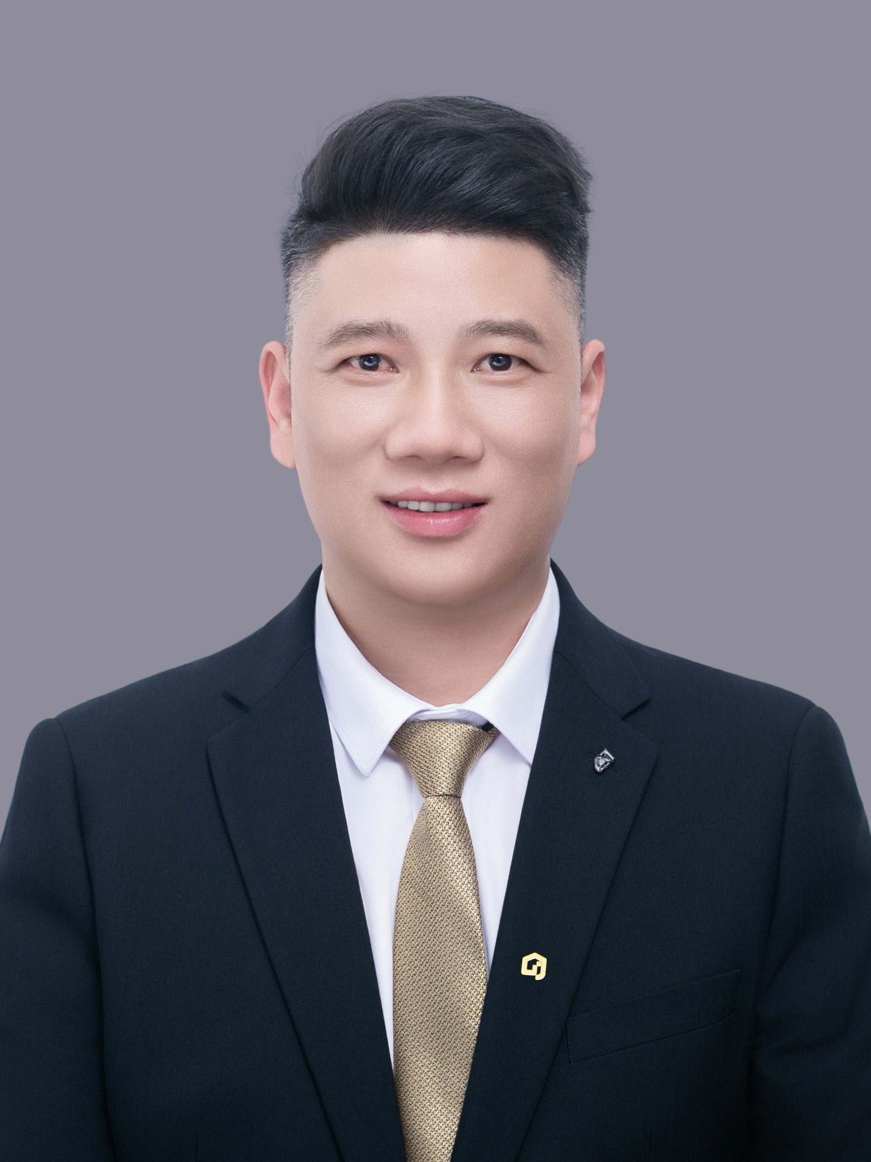 经纪人饶刚