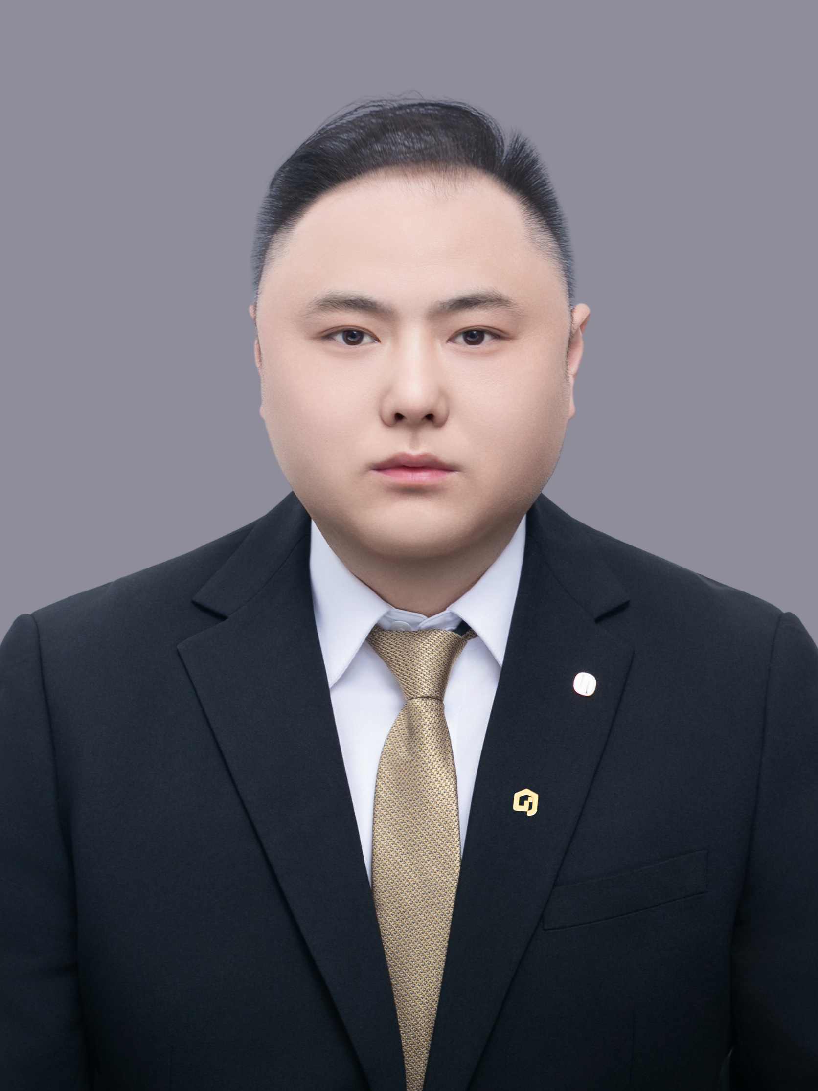 经纪人何勇