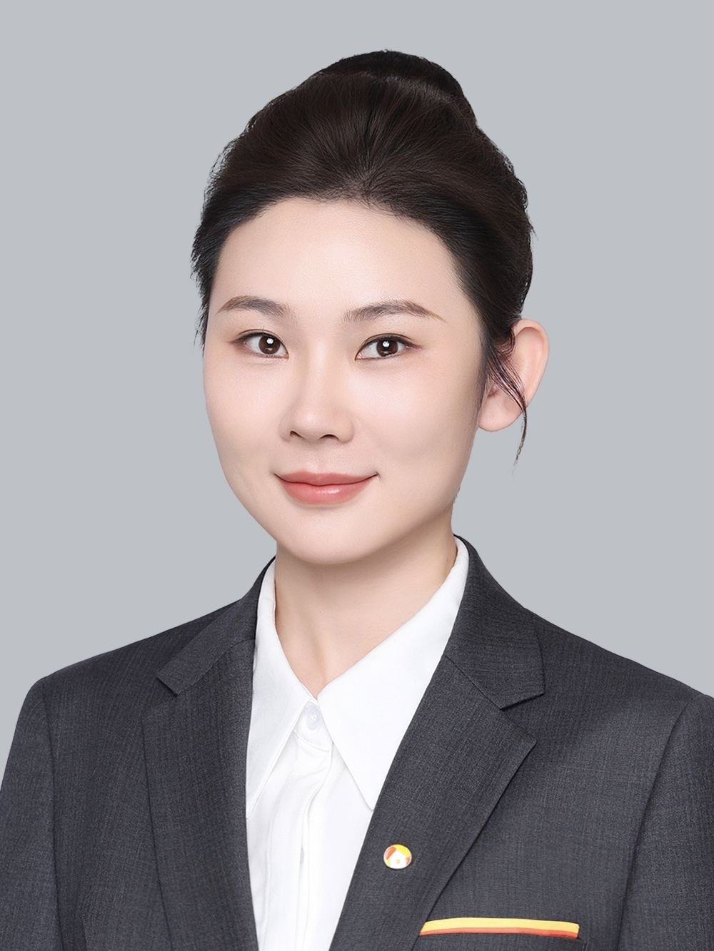 经纪人闫彩霞