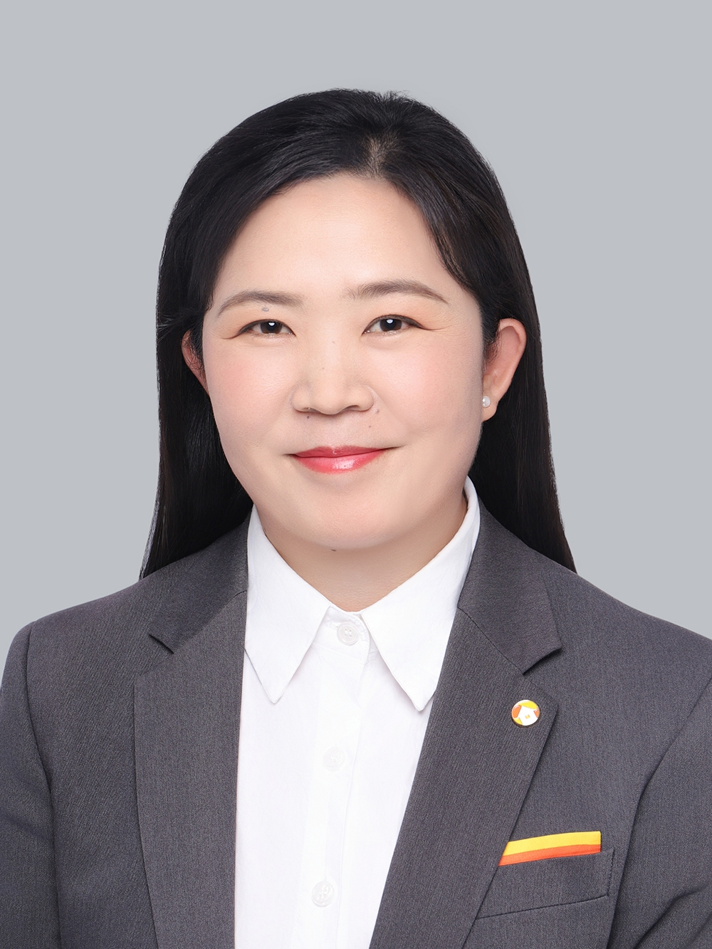 经纪人潘秀美