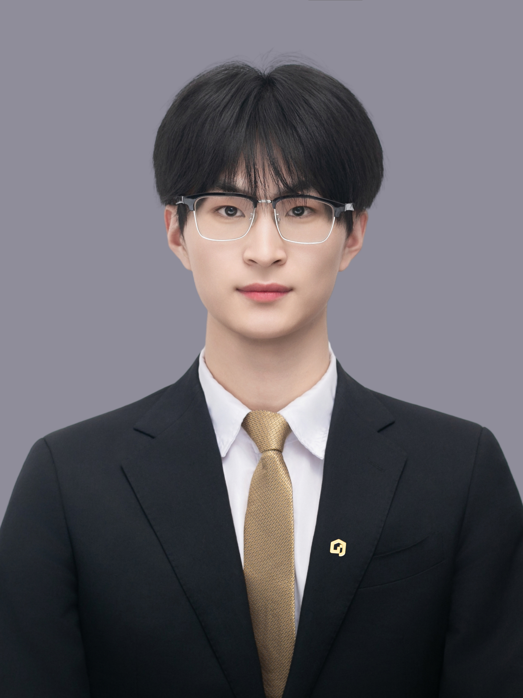经纪人付圣强