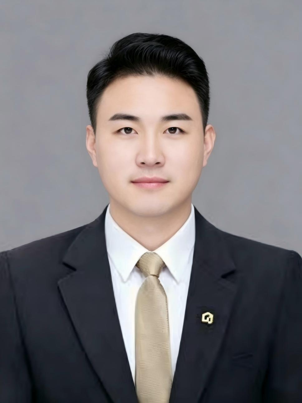 经纪人魏金华