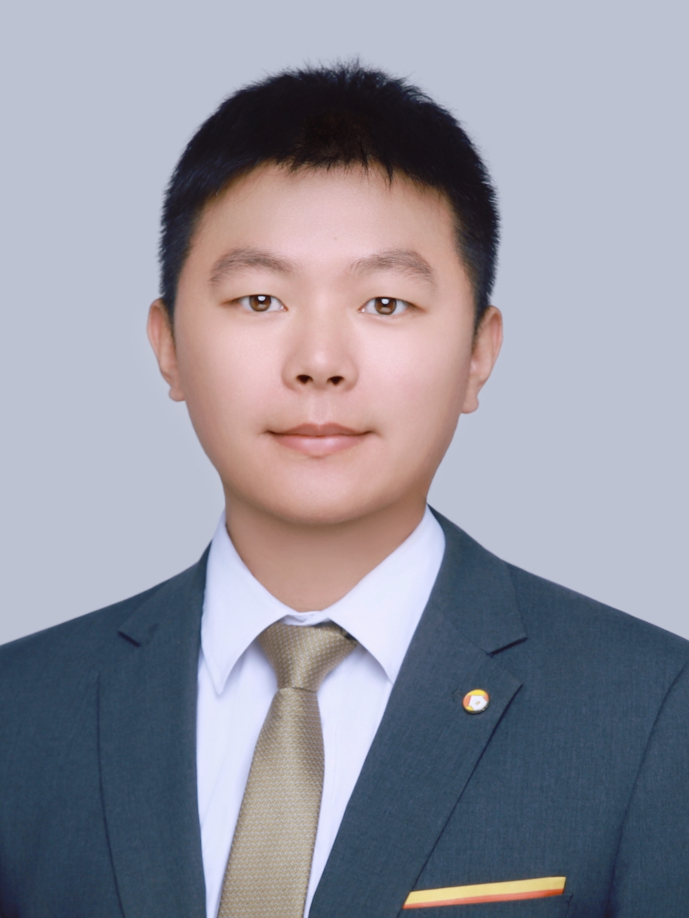 经纪人张钦贺
