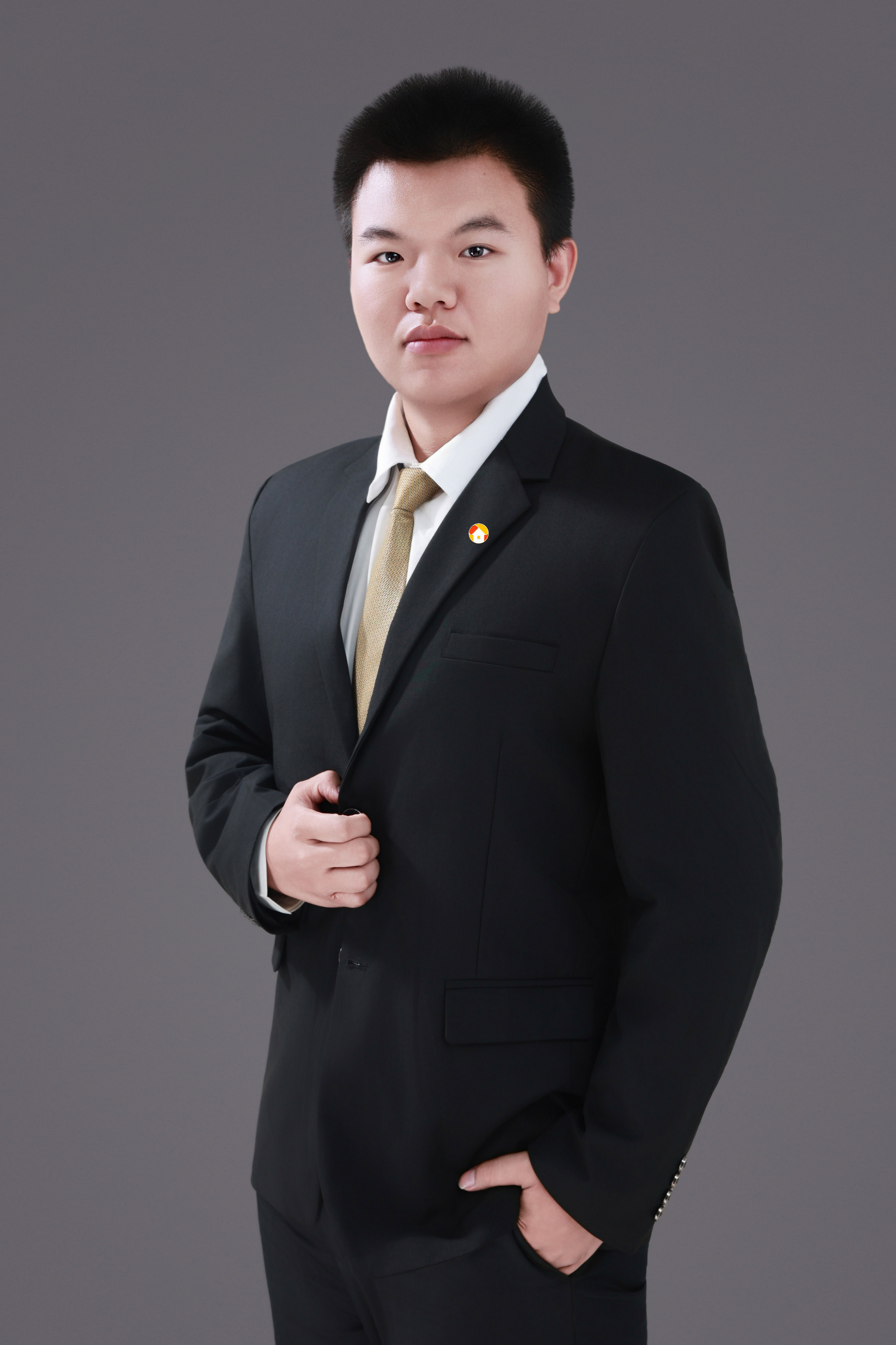 经纪人孔令凯