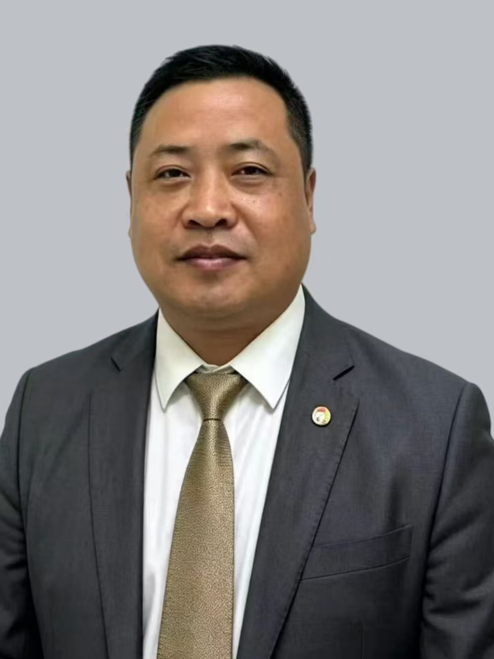 经纪人杨思忠