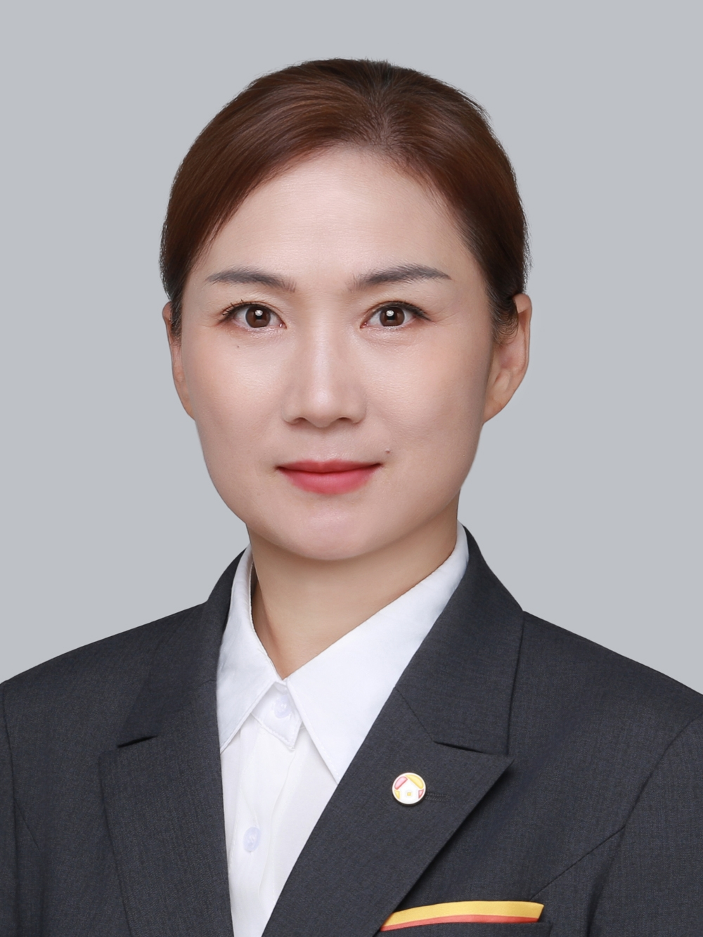 经纪人姚语默