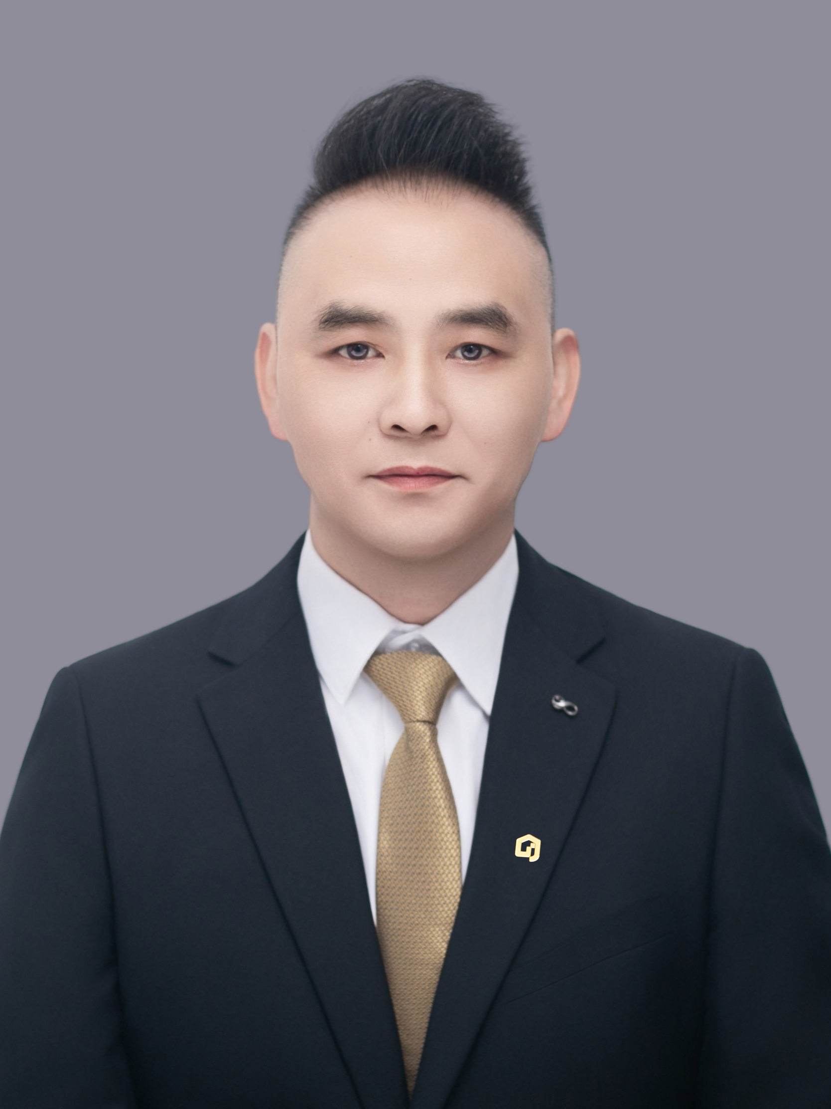 经纪人高岚