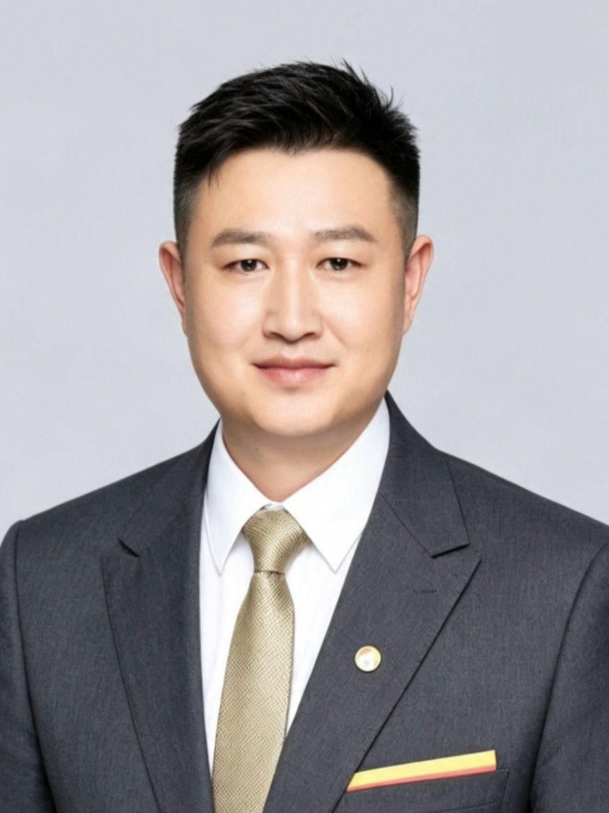 经纪人包明明